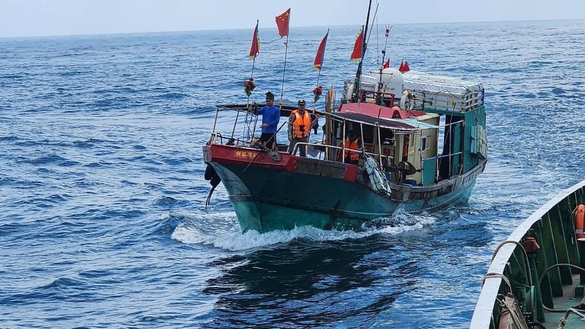Hải trình cùng kiểm ngư: [Bài 2] Bảo vệ chủ quyền giữa trùng khơi