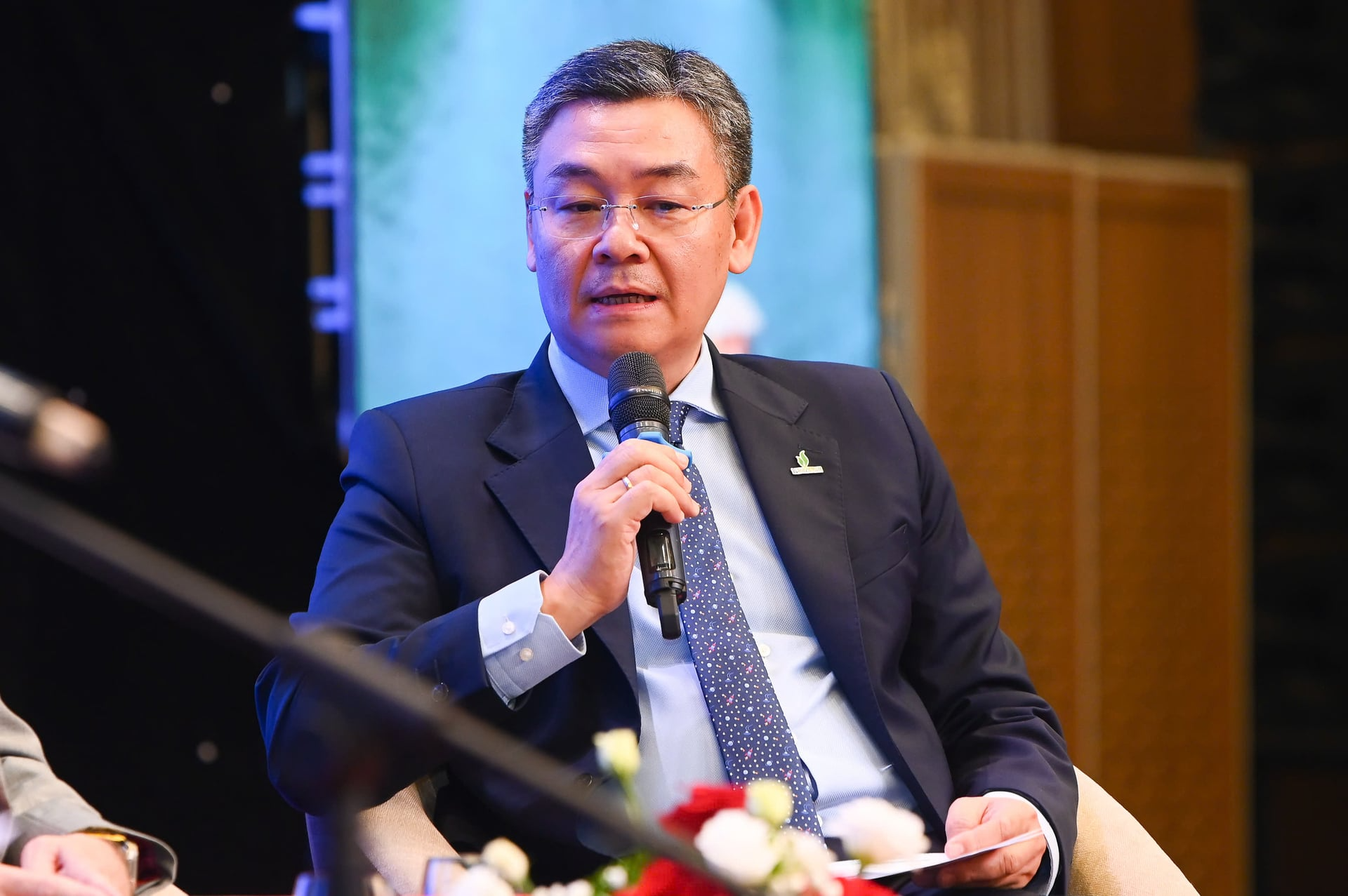 doi-moi-tu-duy-de-dan-dat-kinh-te-bien-xanh-trong-ky-nguyen-moi-171519_123