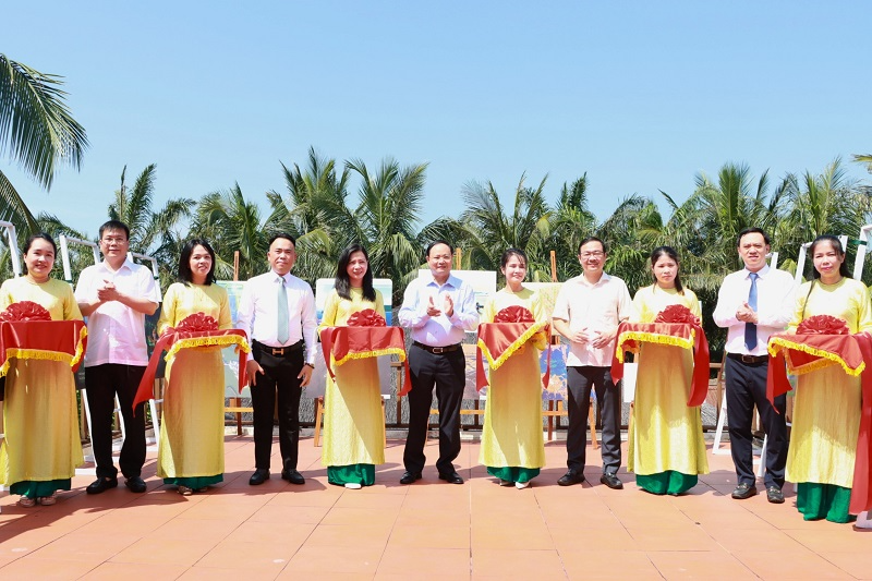 Tạp chí Nông nghiệp và Môi trường phát động Cuộc thi ảnh “Báo chí với biển và hải đảo Việt Nam”