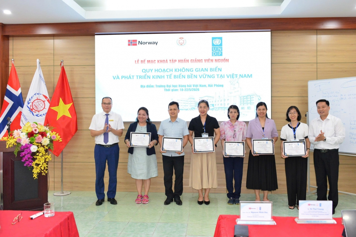 Đào tạo nhân lực nòng cốt cho chiến lược phát triển kinh tế biển xanh